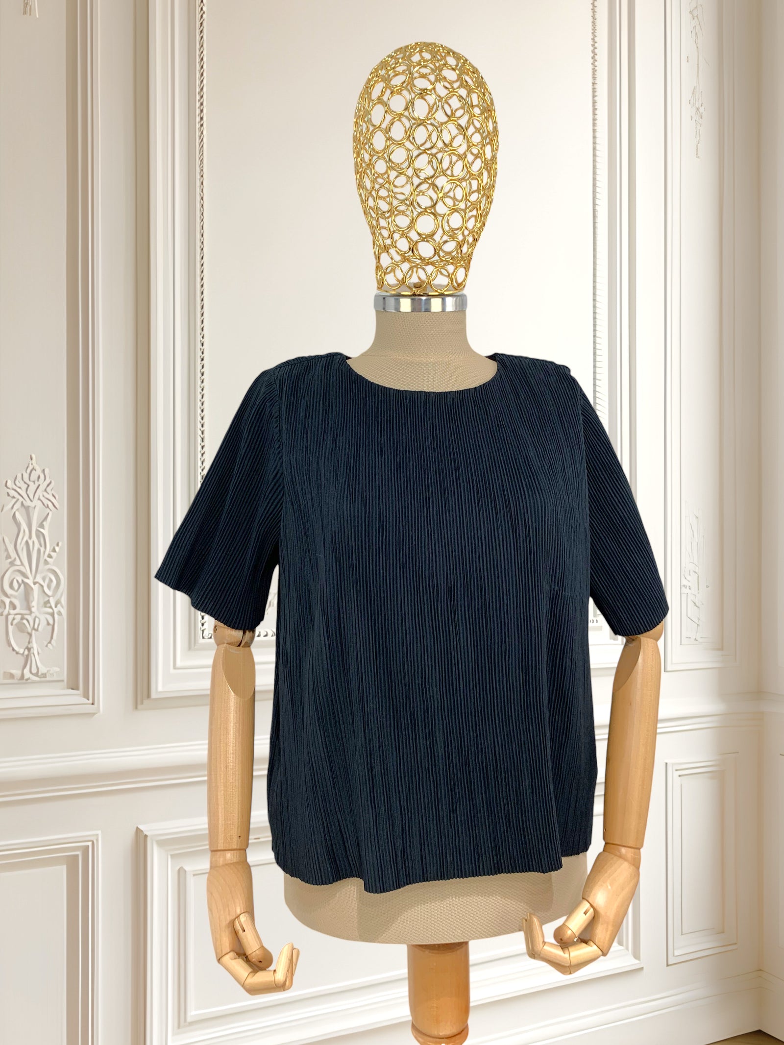 Tricou plisat cu fermoar la spate mărimea S