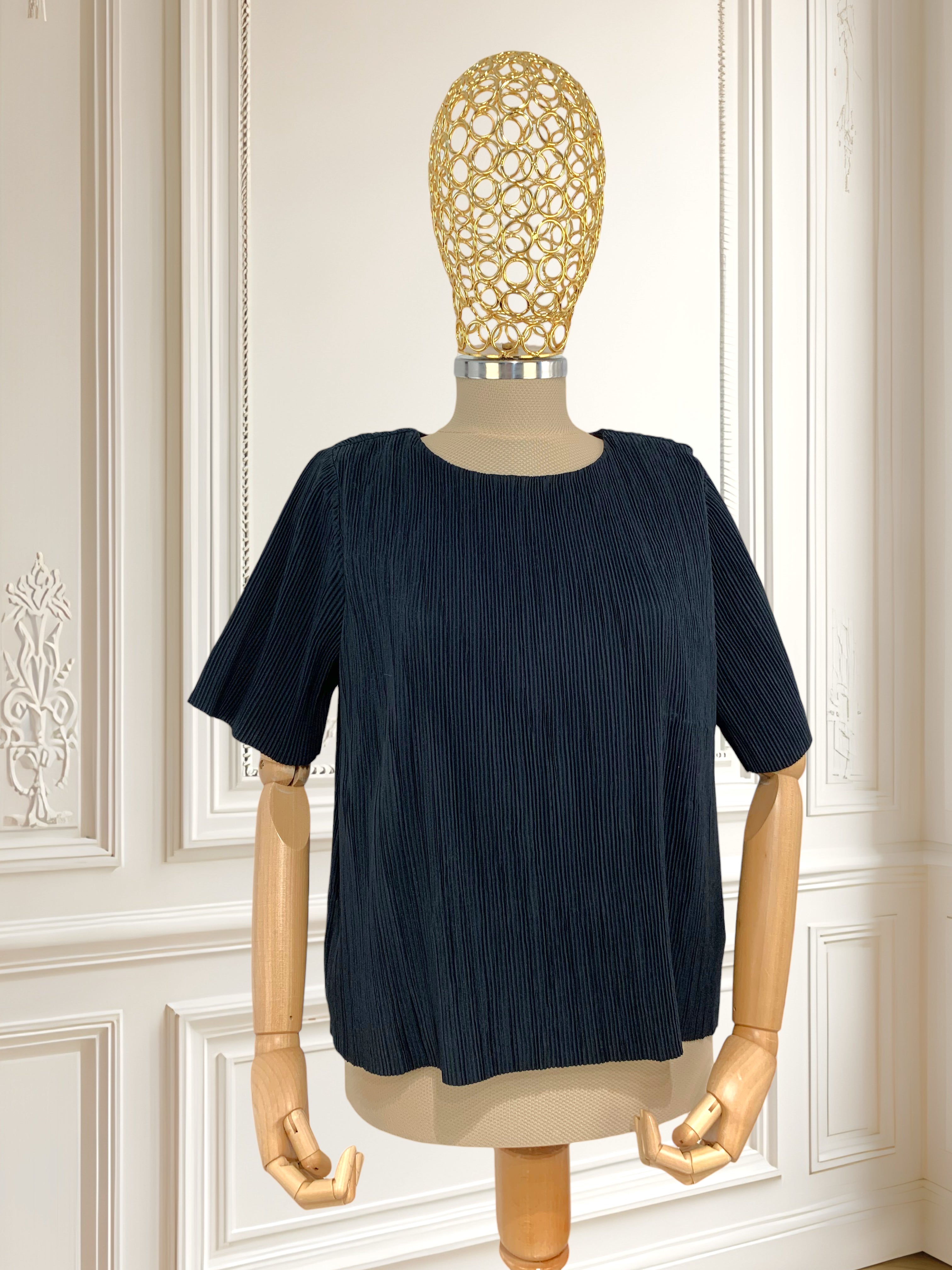 Tricou plisat cu fermoar la spate mărimea S