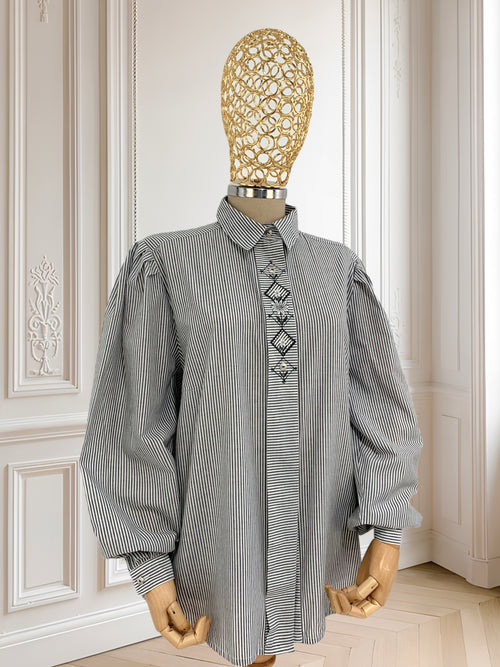 Cămașă vintage cu dungi și broderie mărimea XL