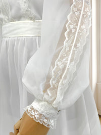 Rochie vintage albă cu dantelă mărimea M