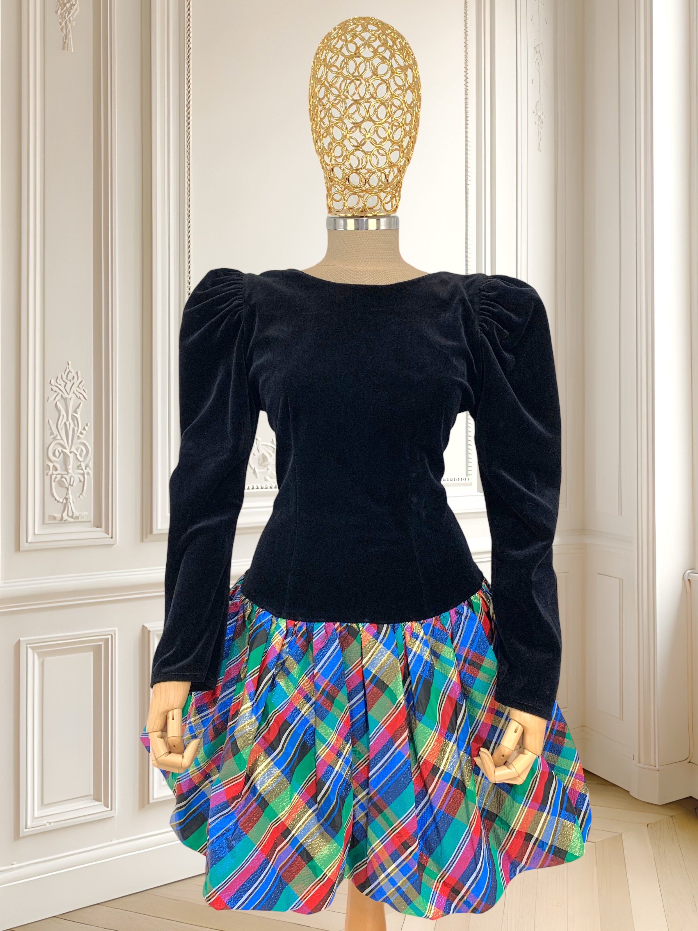 Rochie din catifea cu umeri bufanți mărimea S