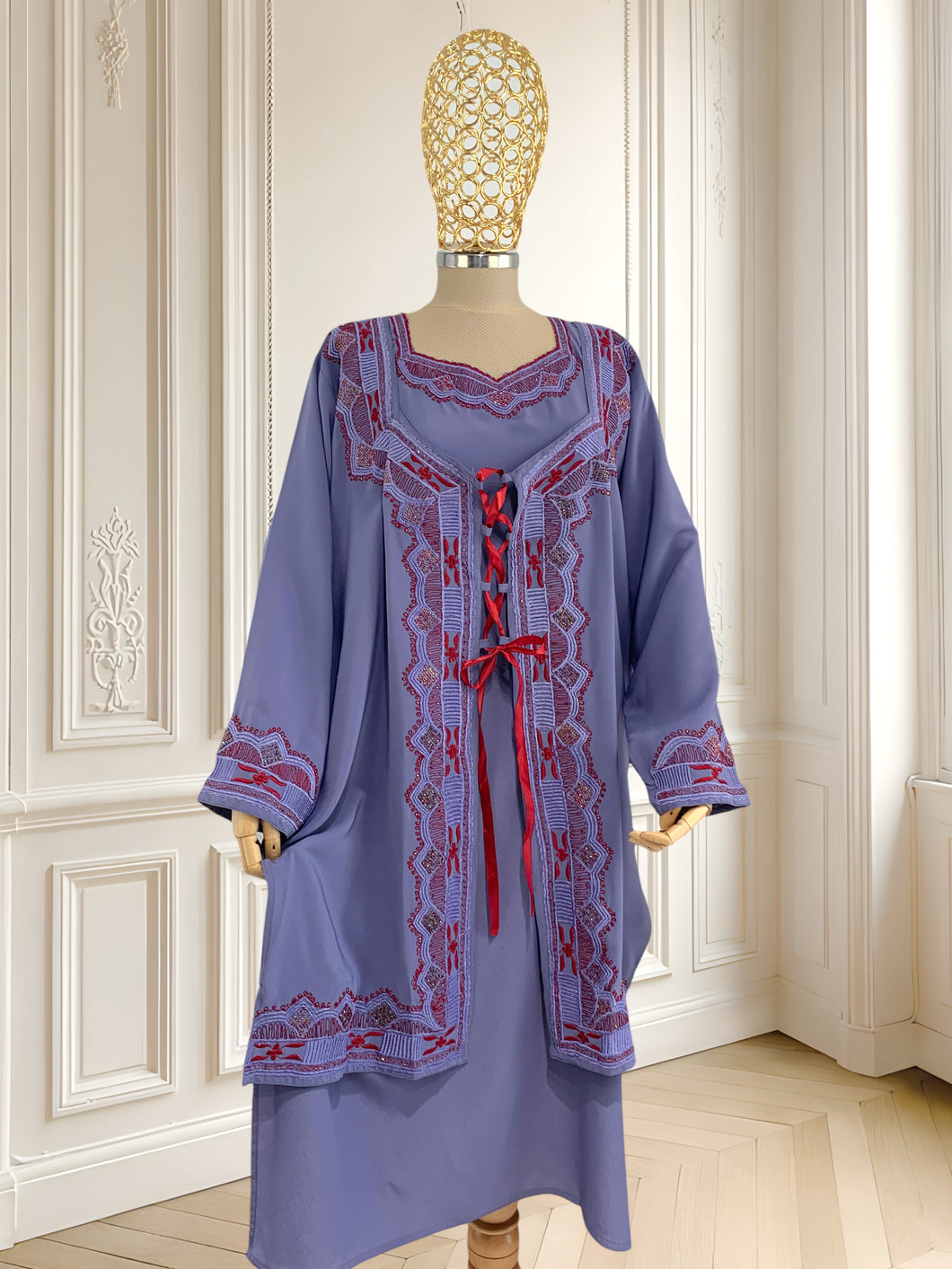 Caftan cu aplicații manuale mărimea XL
