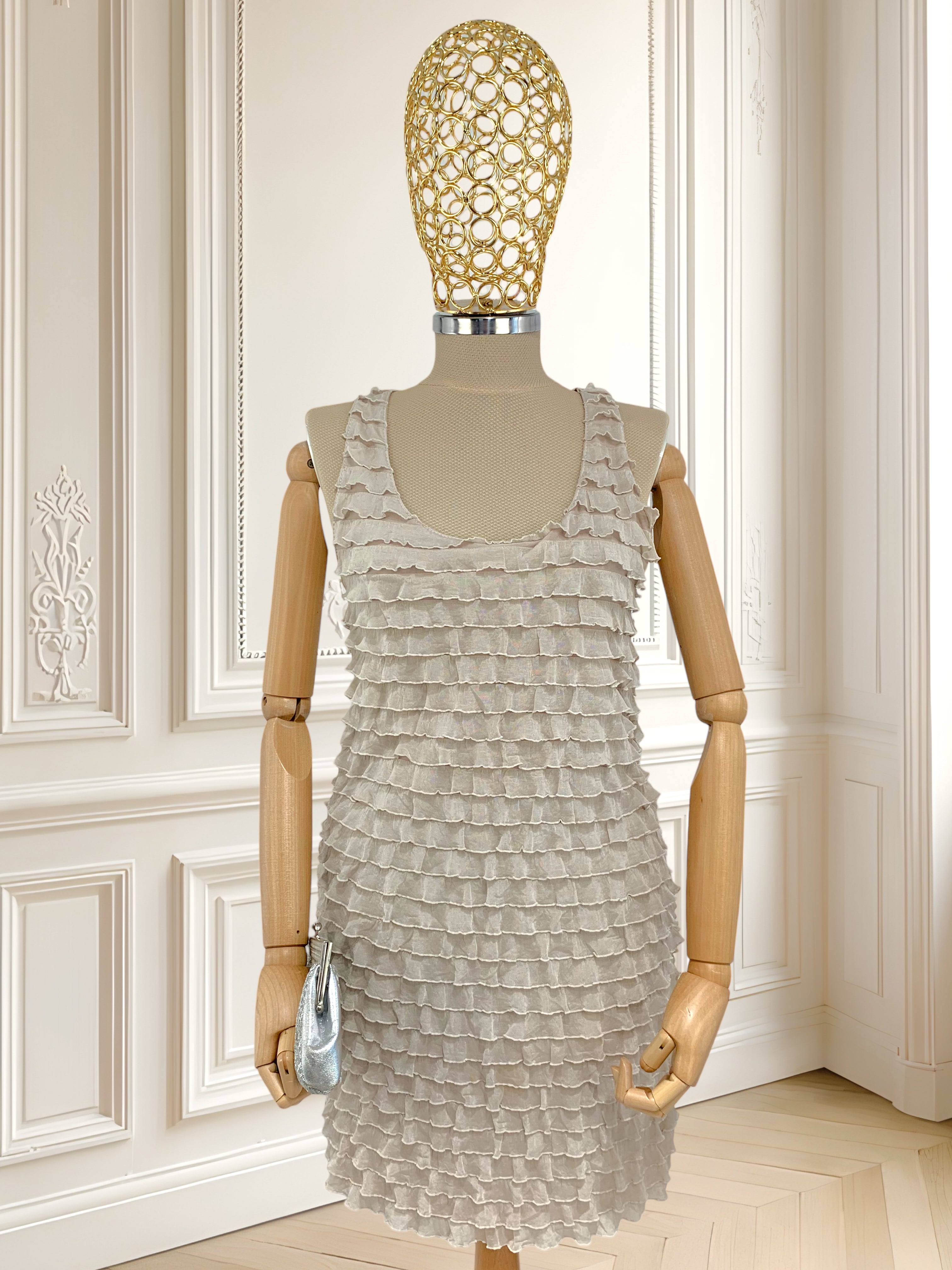 Rochie crem cu volane mărimea S