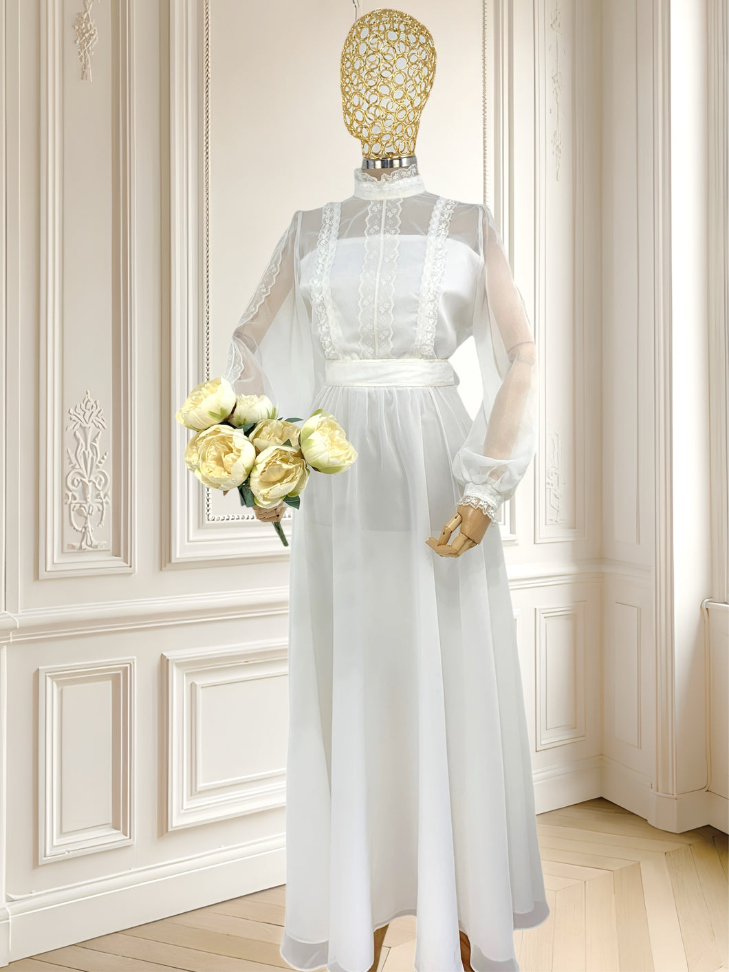 Rochie vintage albă cu dantelă mărimea M