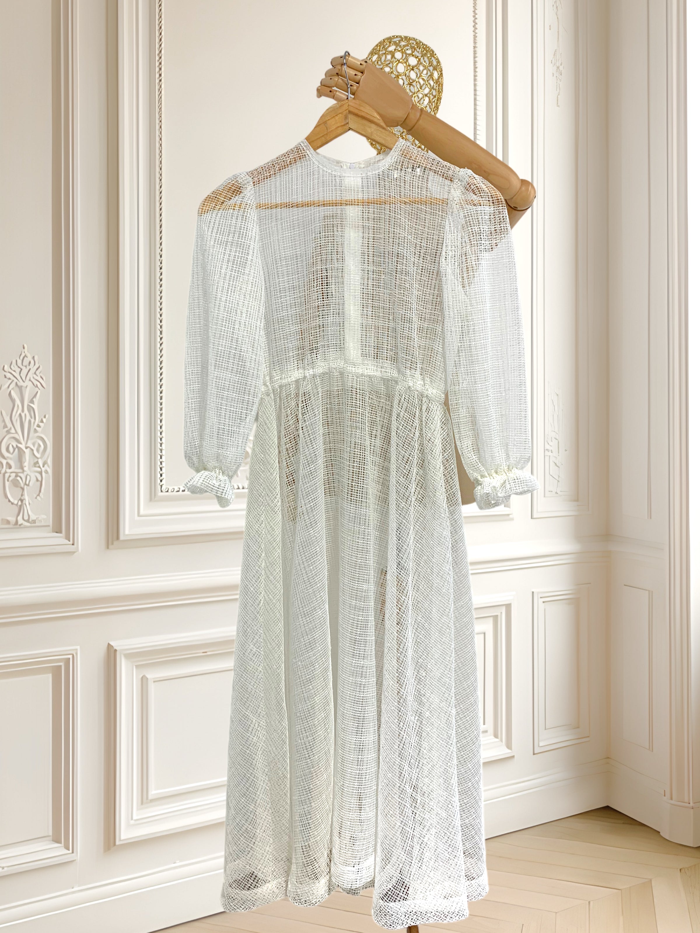 Rochie din plasă mărimea XS
