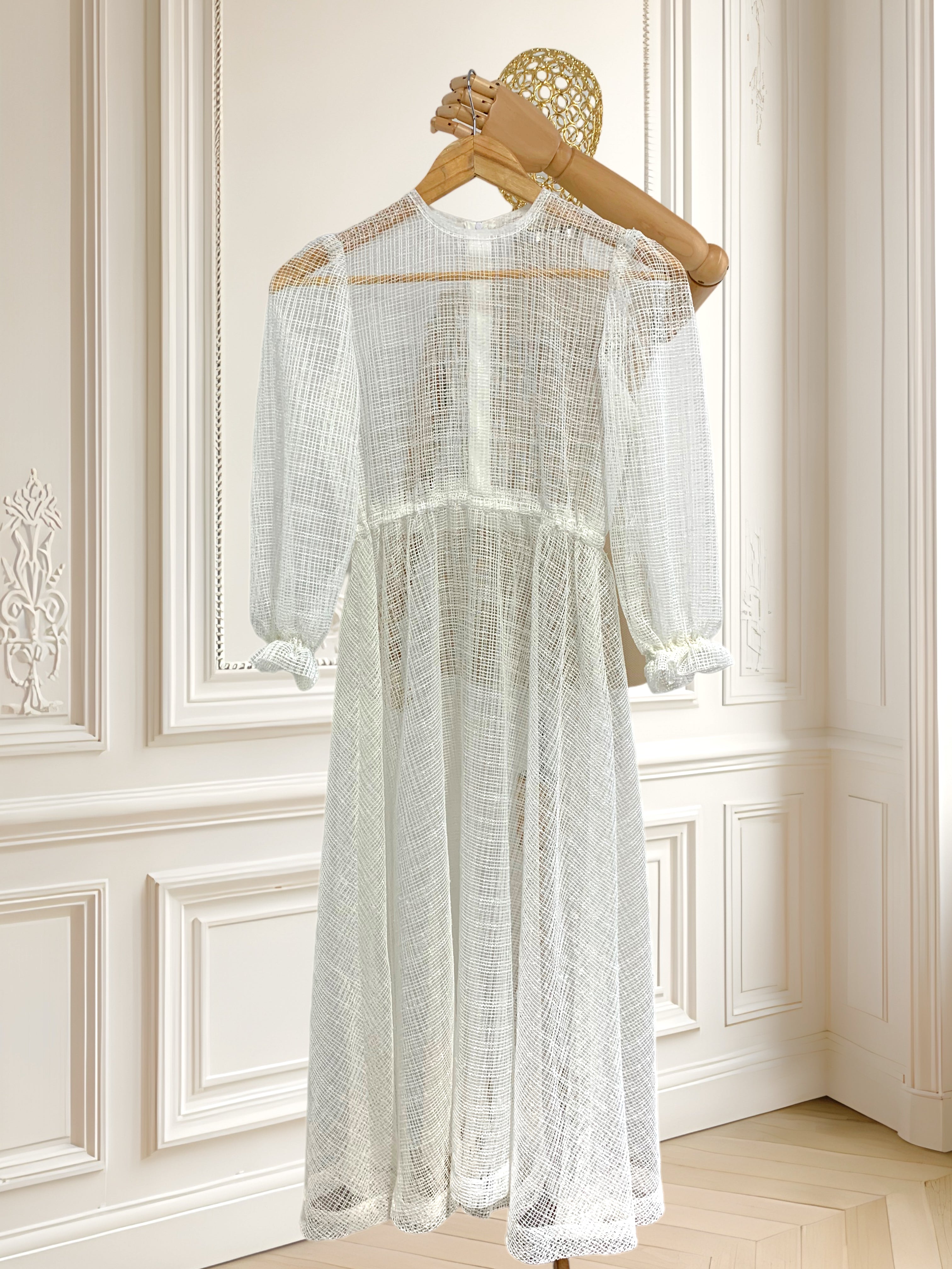 Rochie din plasă mărimea XS