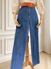 Încarcă imaginea în vizualizatorul Galerie, Jeans vintage mărimea S
