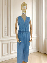 Încarcă imaginea în vizualizatorul Galerie, Salopetă vintage din denim potrivită pentru M/L
