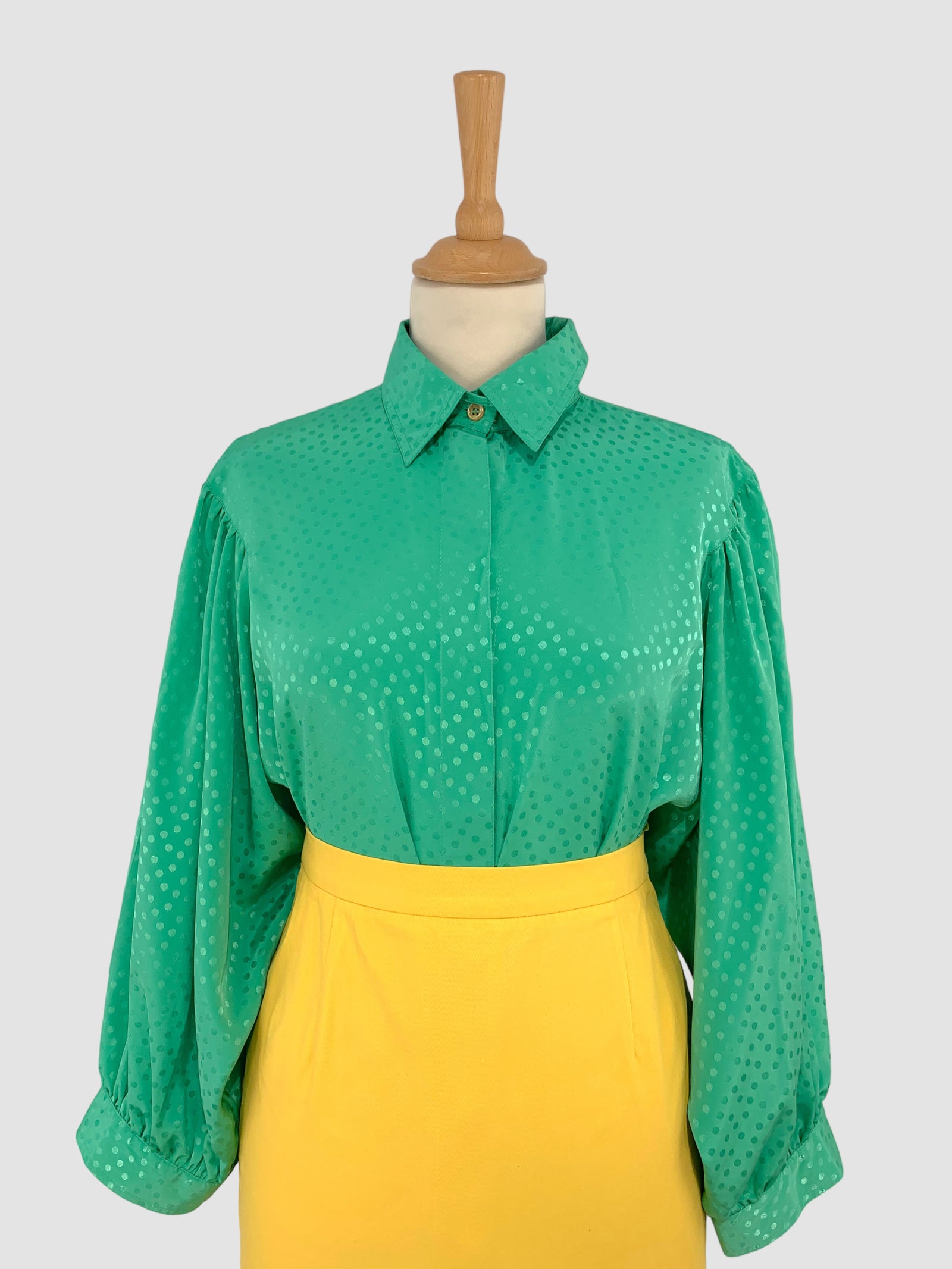 Cămașă vintage cu mâneci largi potrivită pentru L/XL