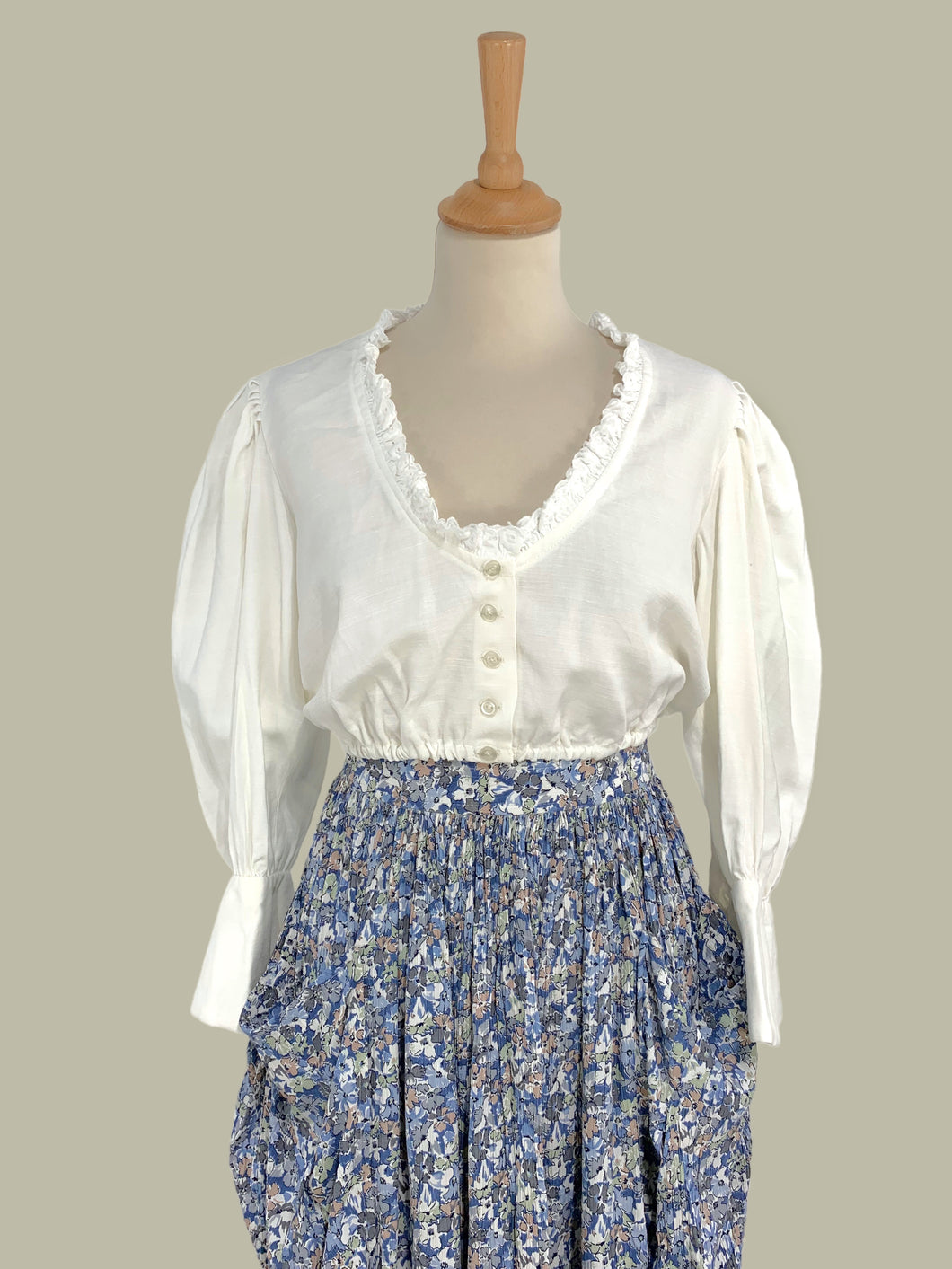 Crop top vintage din bumbac mărimea M