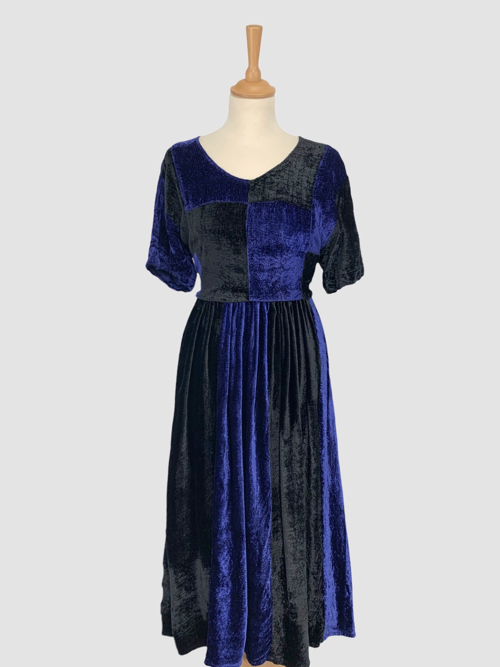 Rochie din catifea mărimea L