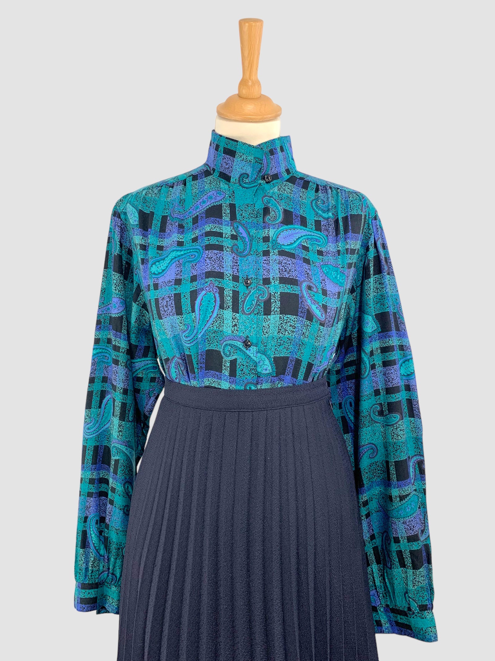 Cămașă din vâscoză cu print paisley mărimea XL