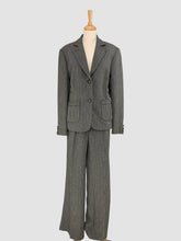 Încarcă imaginea în vizualizatorul Galerie, Costum vintage mărimea L
