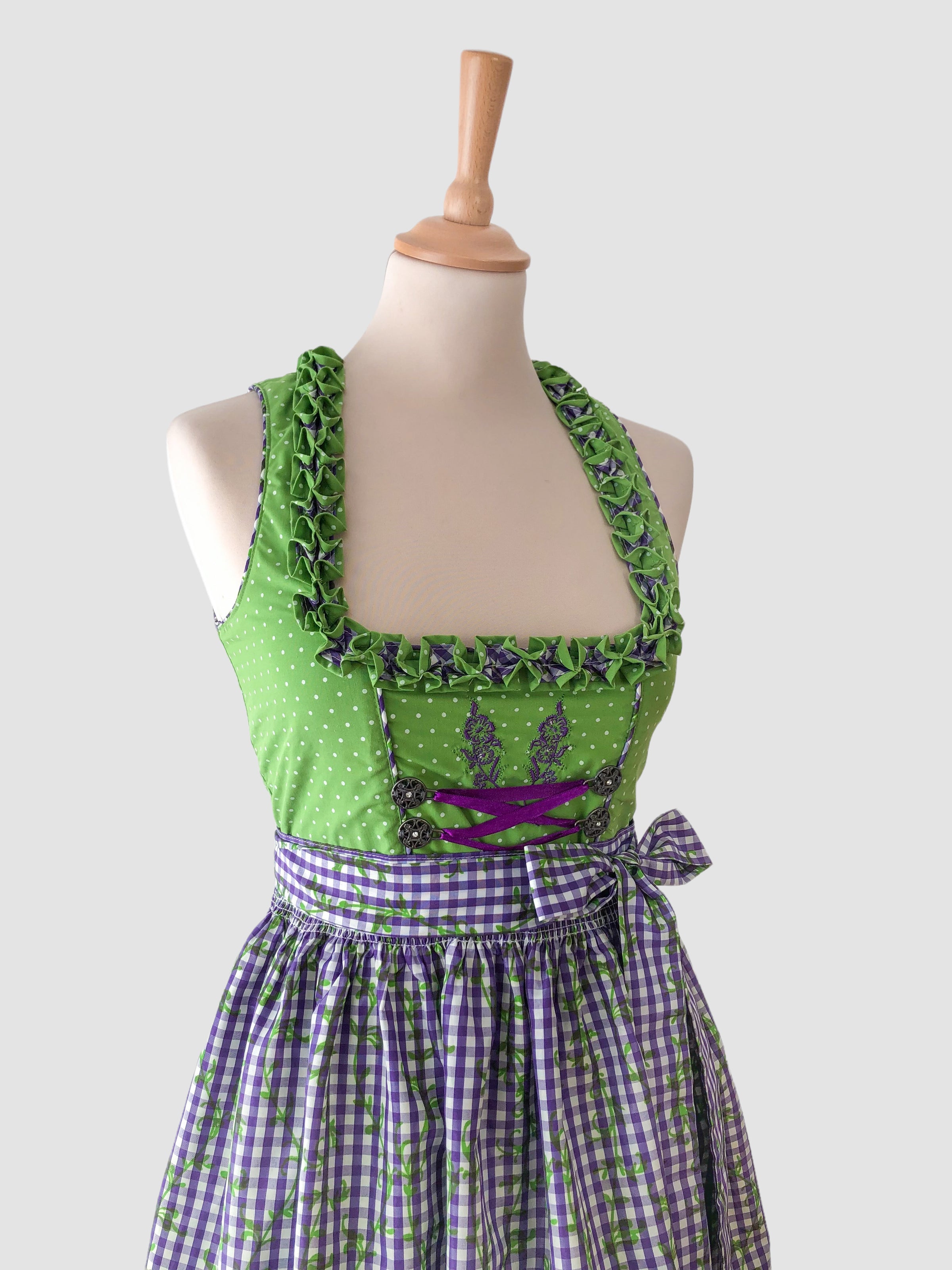 Rochie bavareză cu șorț detașabil mărimea XS