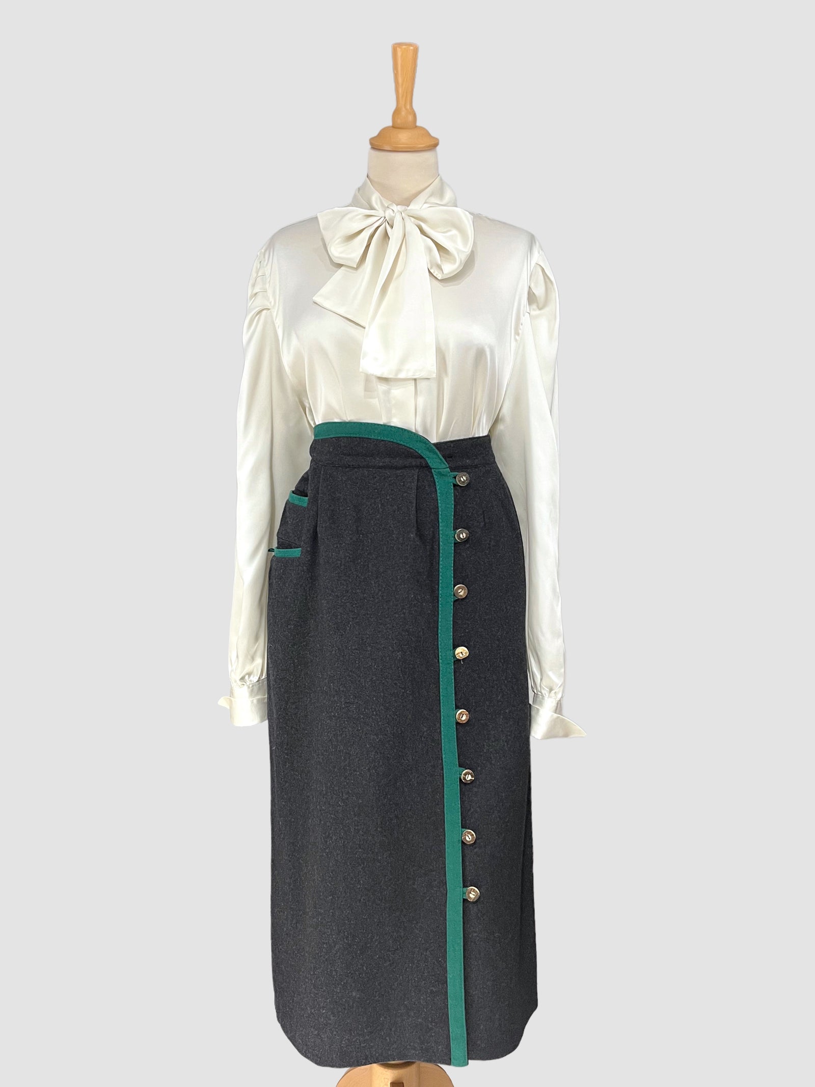 Fustă vintage din lână pură mărimea S