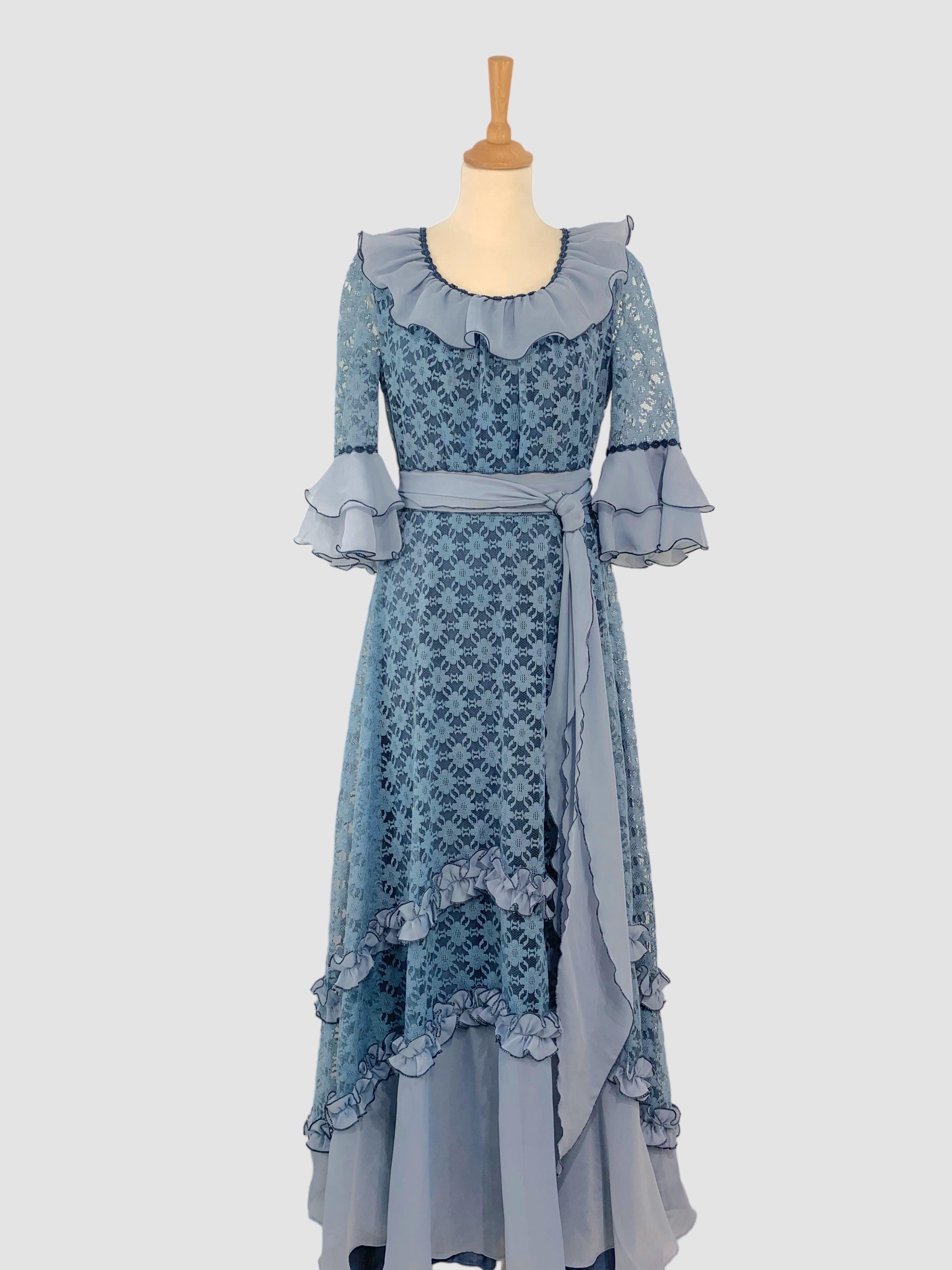 Rochie vintage din dantelă mărimea S