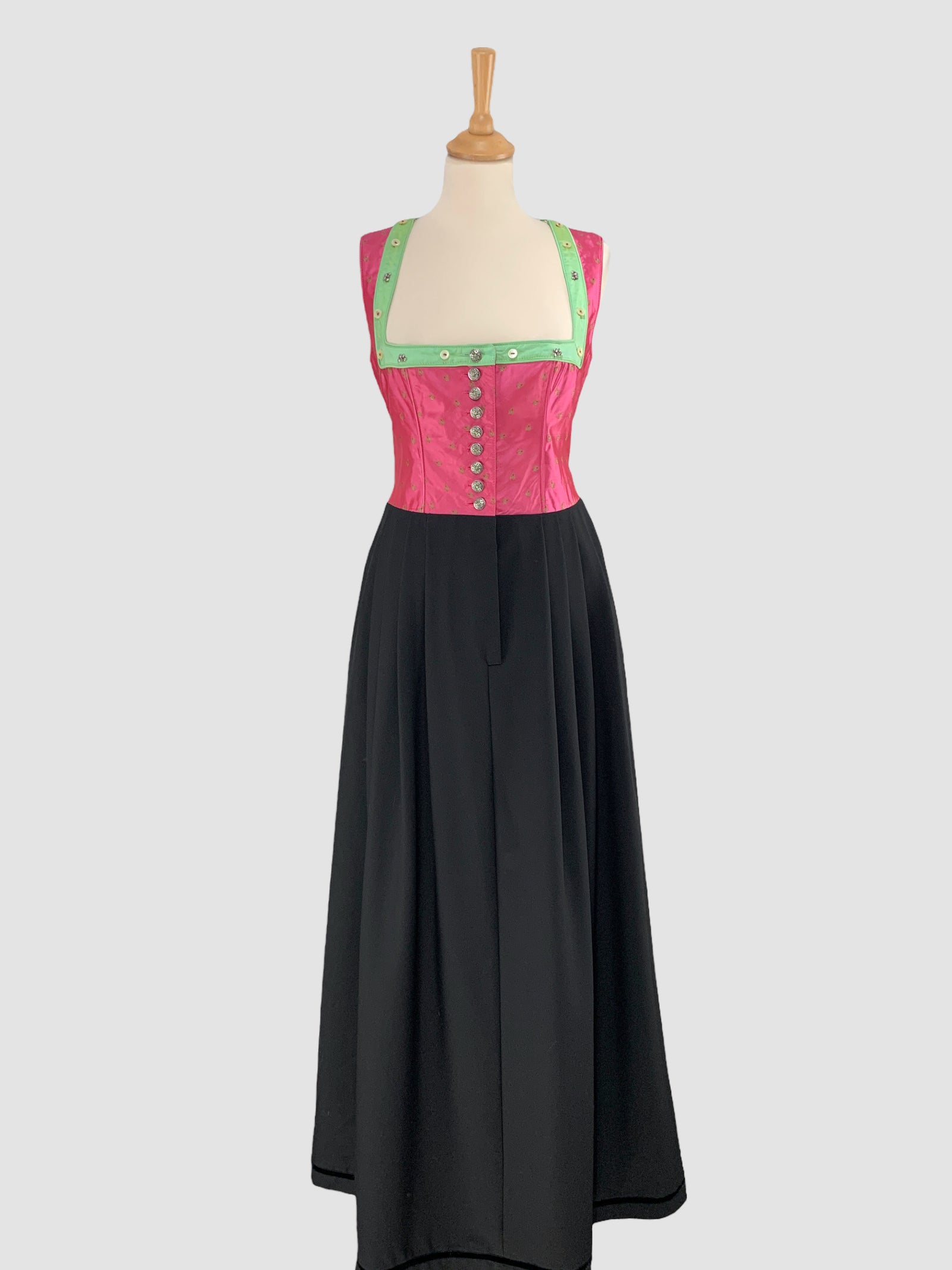 Rochie bavareză mărimea M
