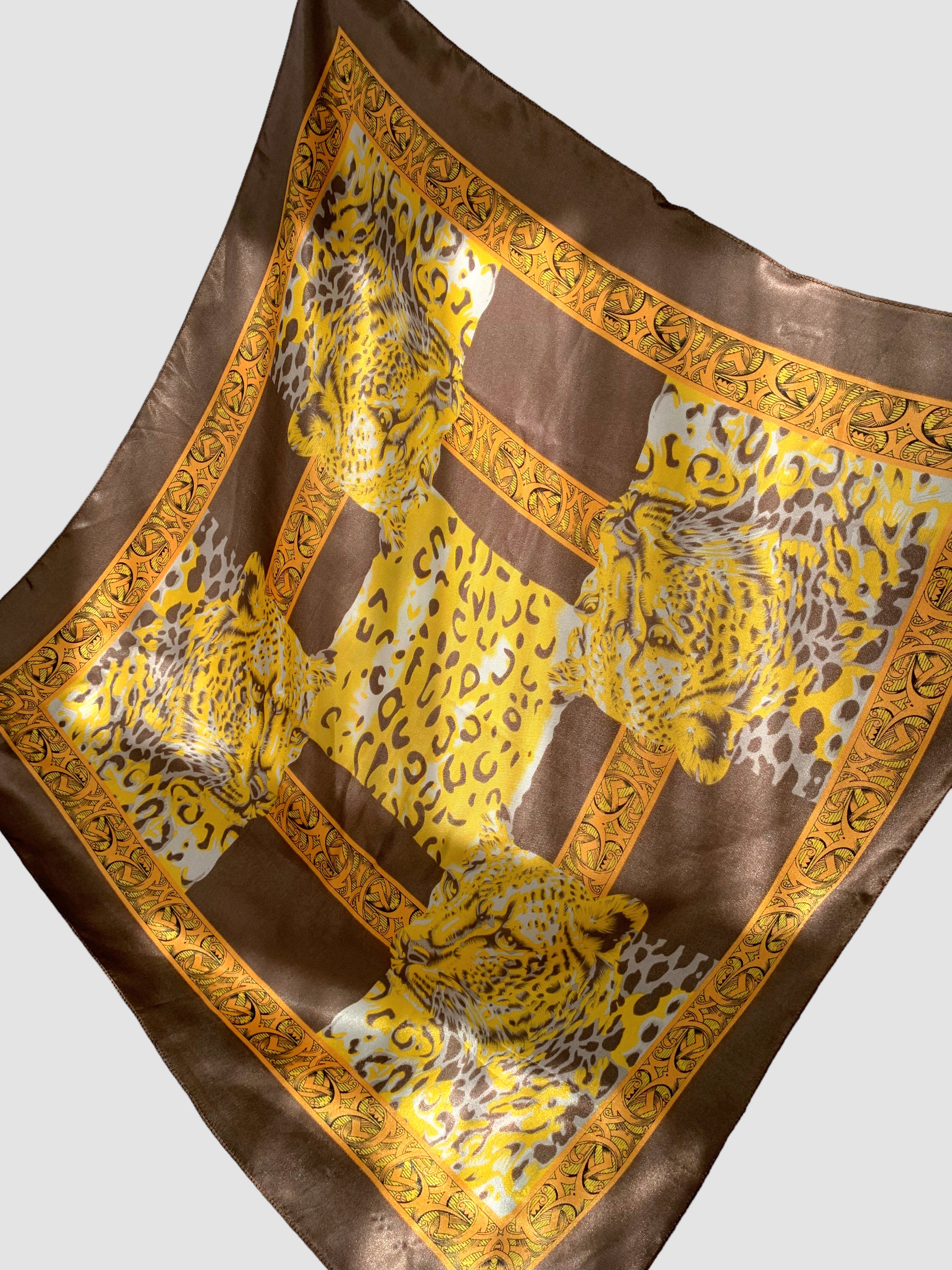 Eșarfă vintage cu leopard