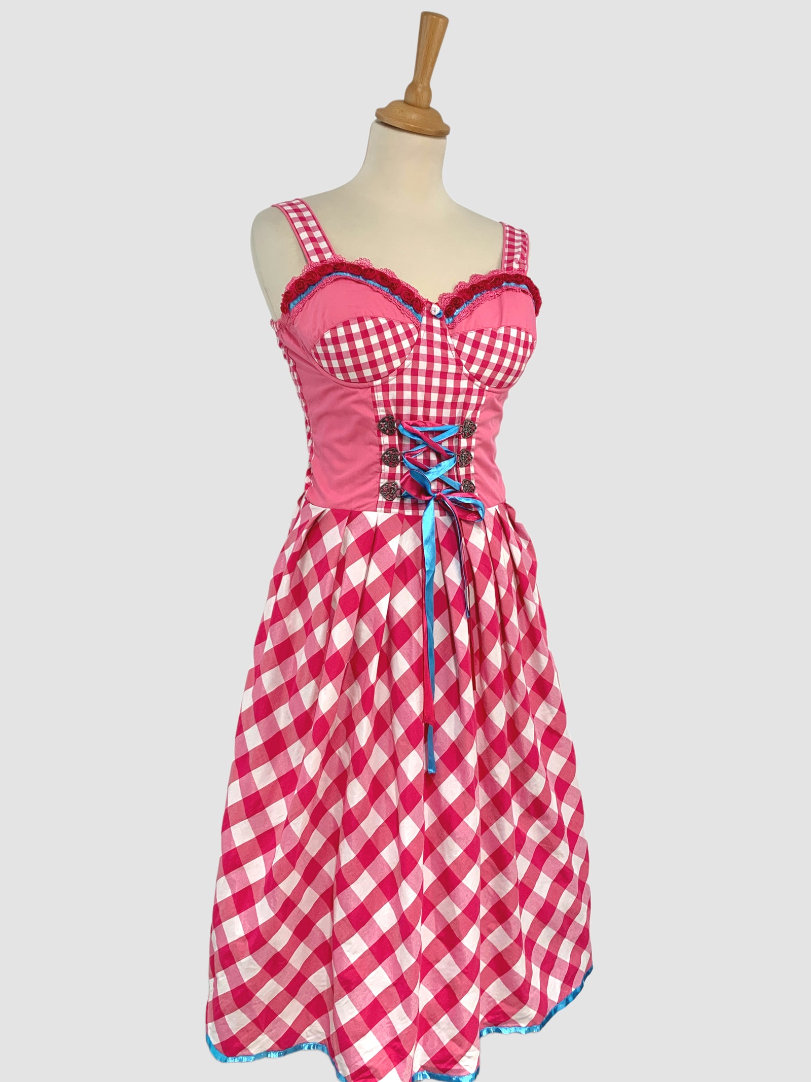 Rochie bavareză mărimea S