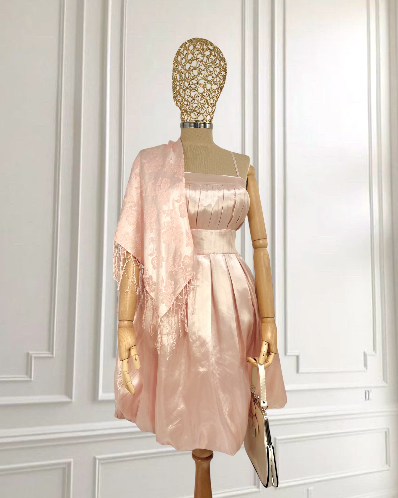 Rochie satinată roz pudrat mărimea S