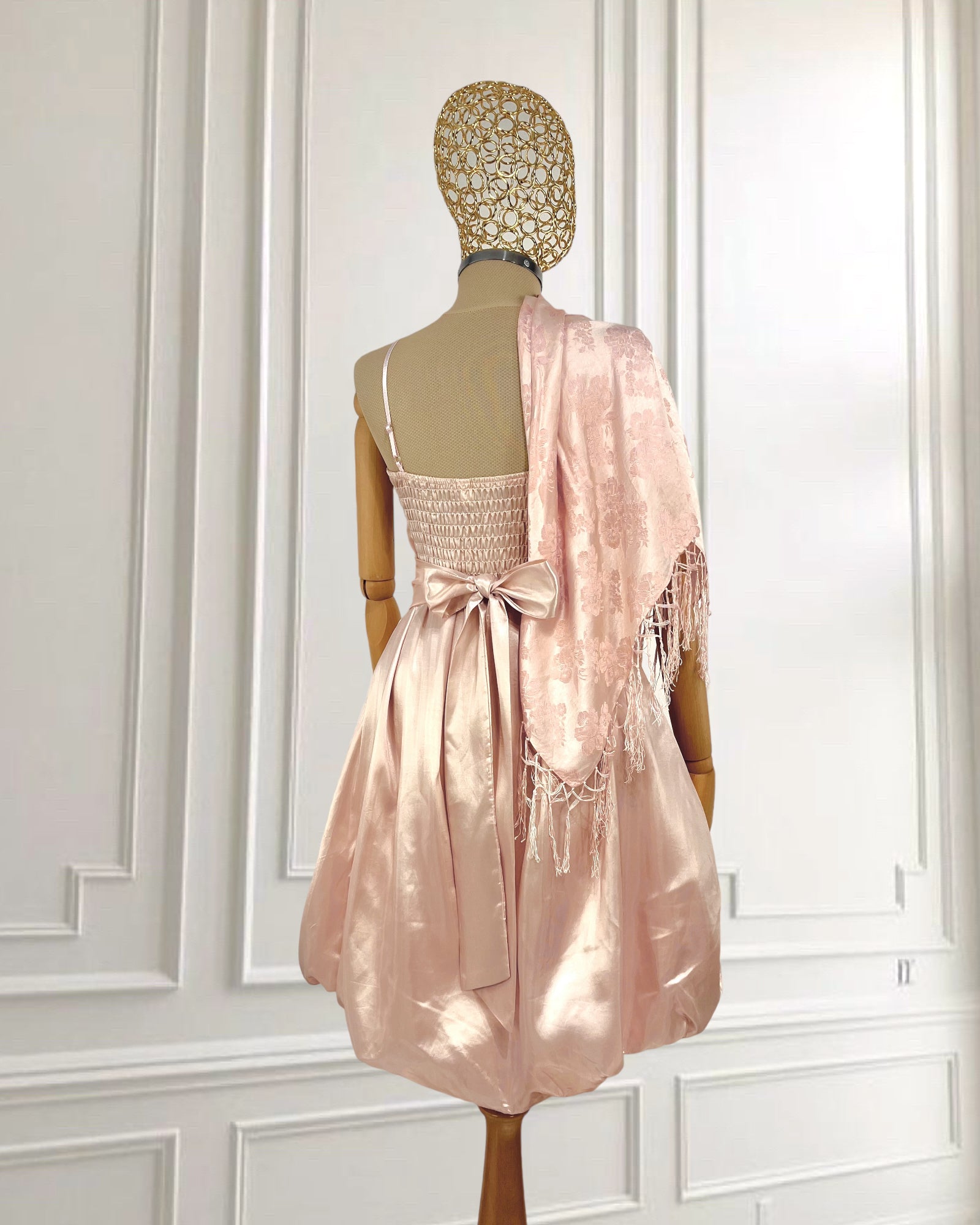 Rochie satinată roz pudrat mărimea S