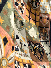 Încarcă imaginea în vizualizatorul Galerie, Eșarfă din mătase cu franjuri
