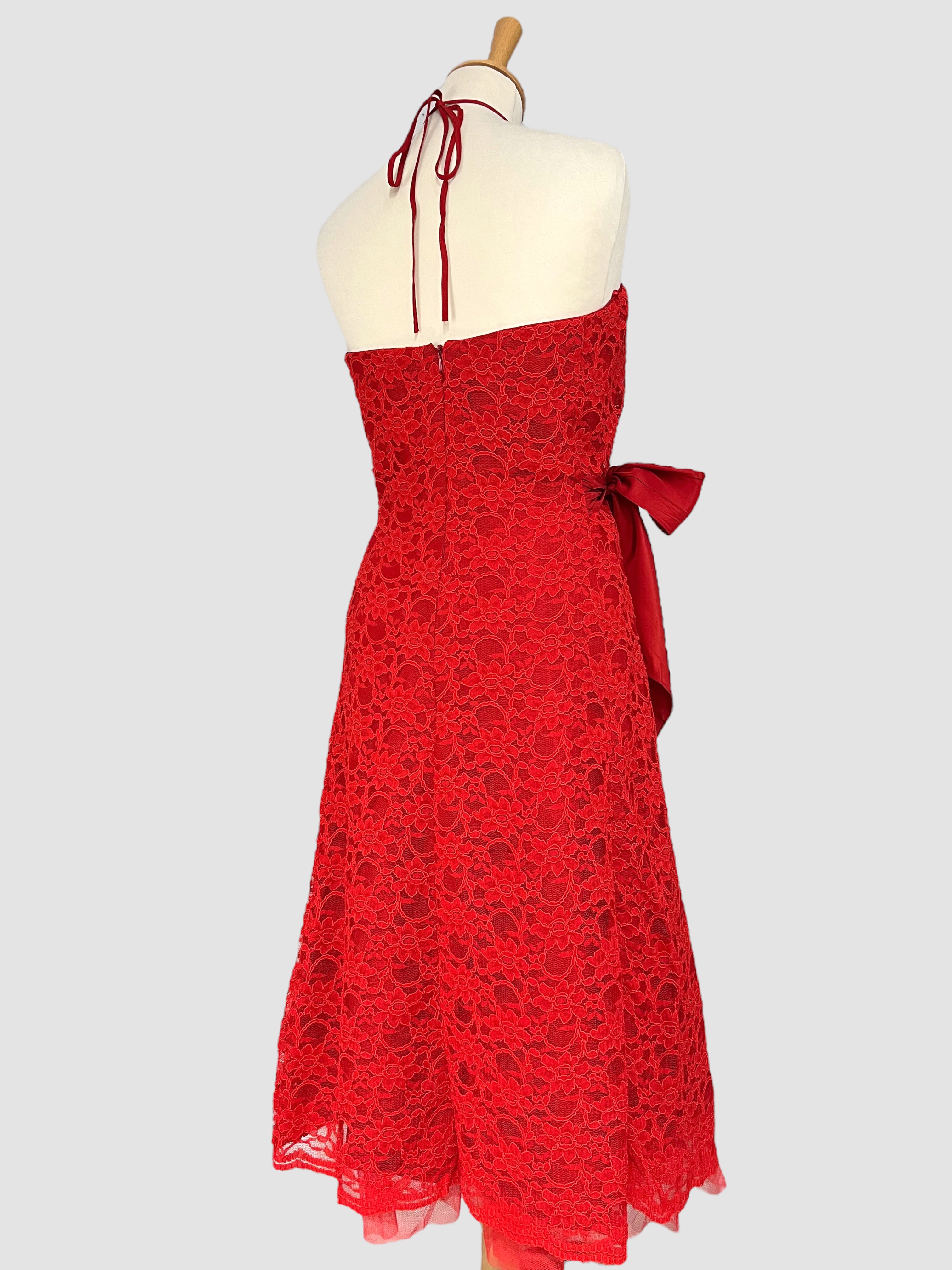 Rochie elegantă cu dantelă mărimea M