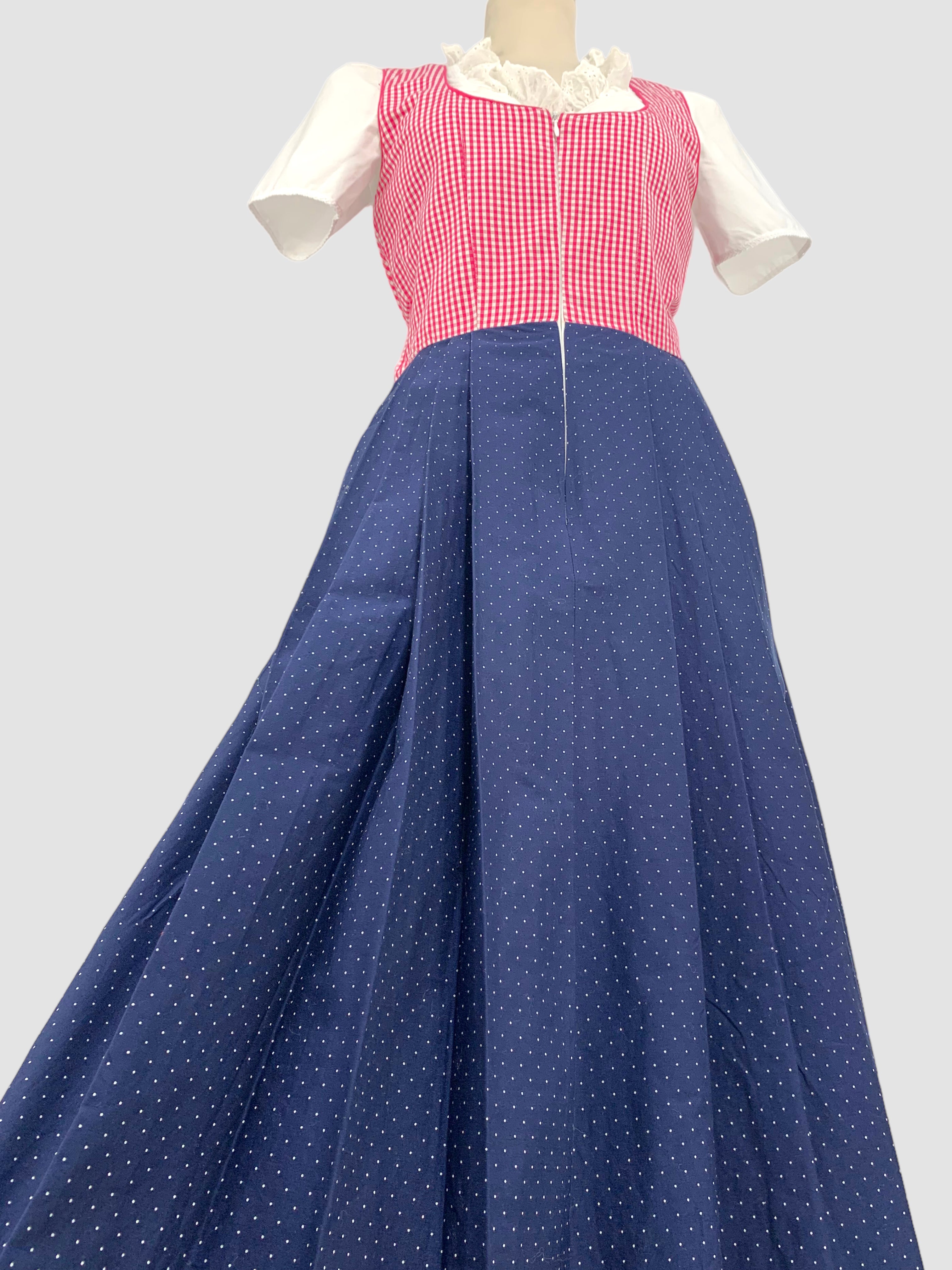 Rochie bavareză cu top alb mărimea S
